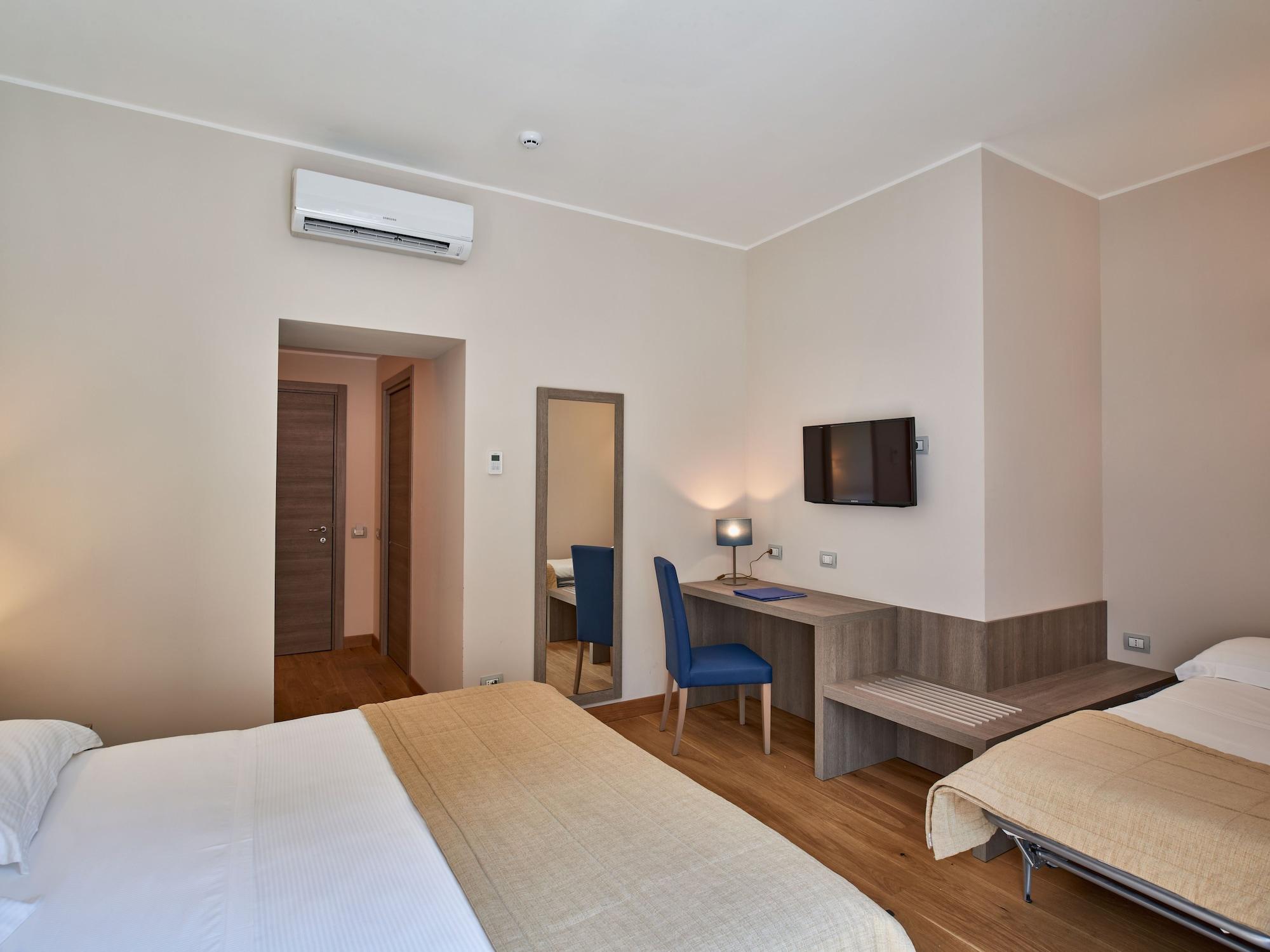 Hotel Centrale Cernobbio Esterno foto