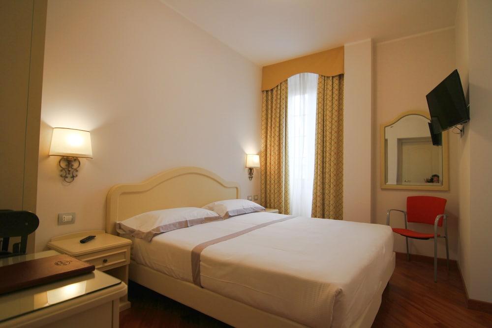 Hotel Centrale Cernobbio Esterno foto